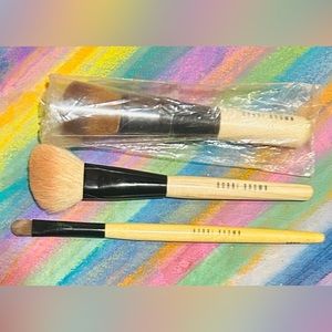 Bobbi Brown lot brushes NEW full coverage face gently used cream shadow, angled